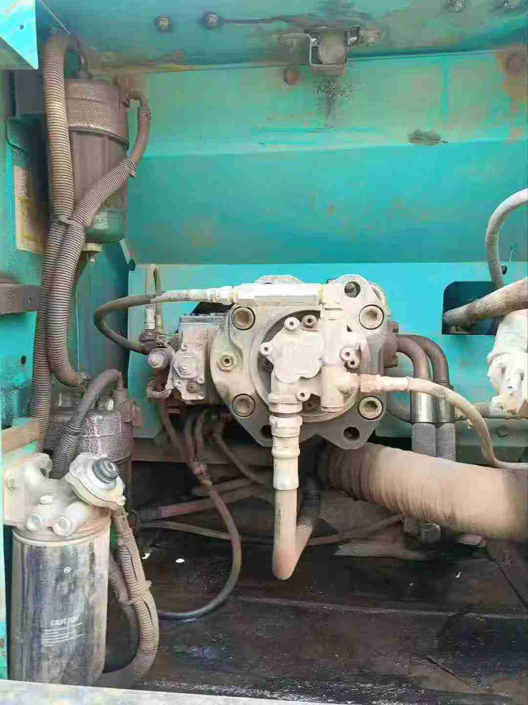 Used Kobelco SK200 Excavator 2014 Model / 5