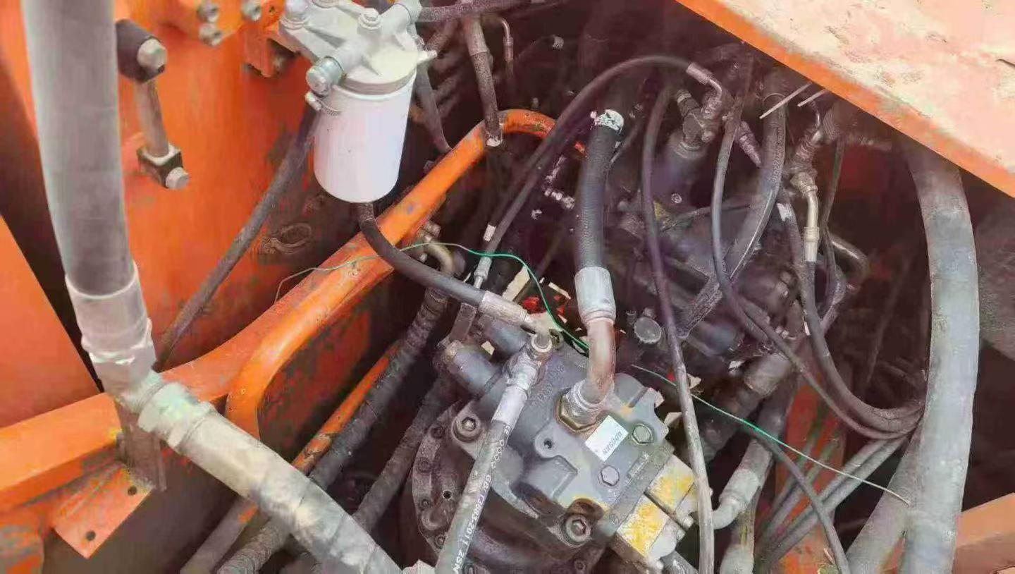 Used Doosan DH215-9E Excavator 2016 Model / 4