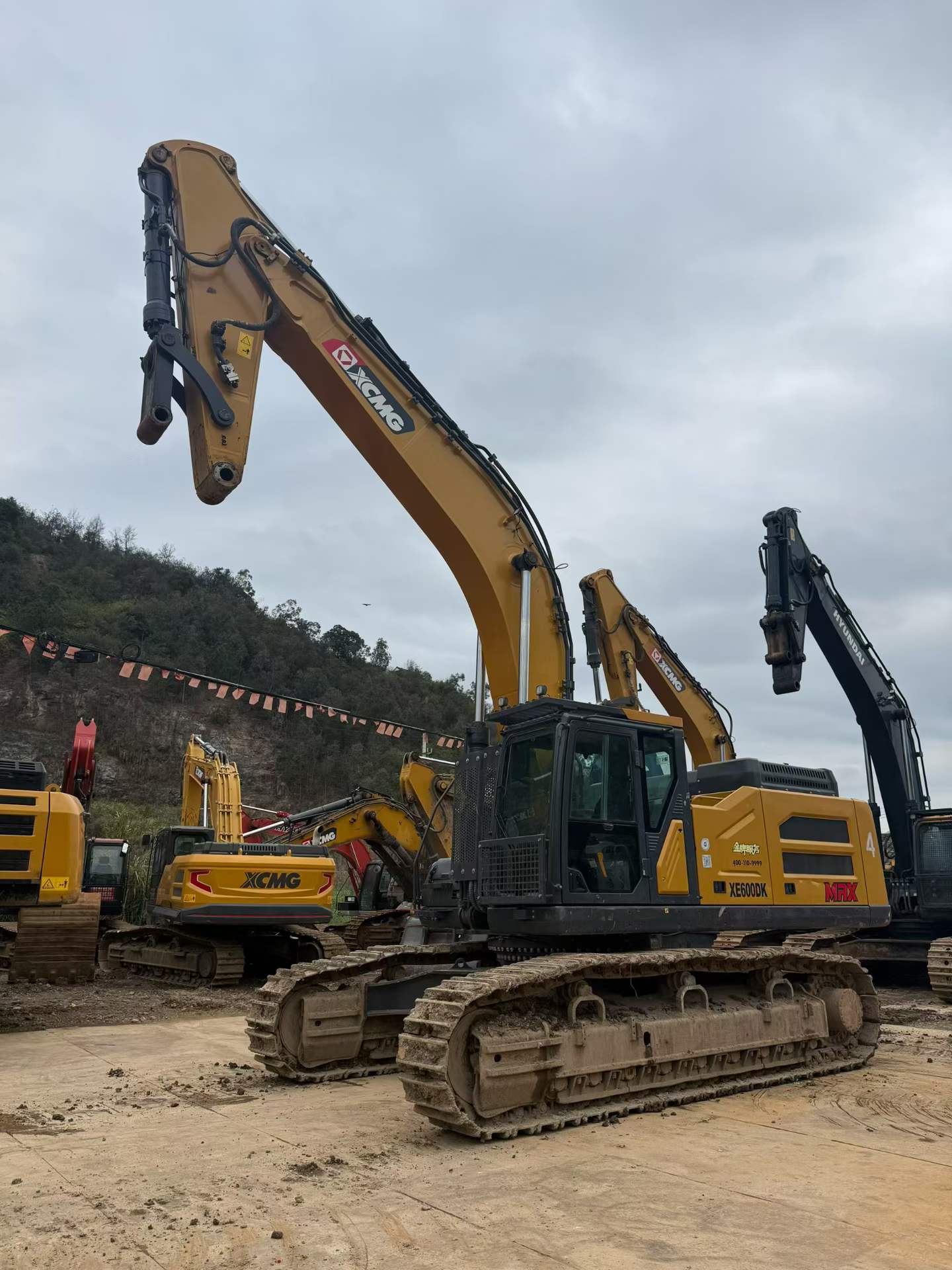 Used XCMG LW600E Excavator 2022 Model / 3