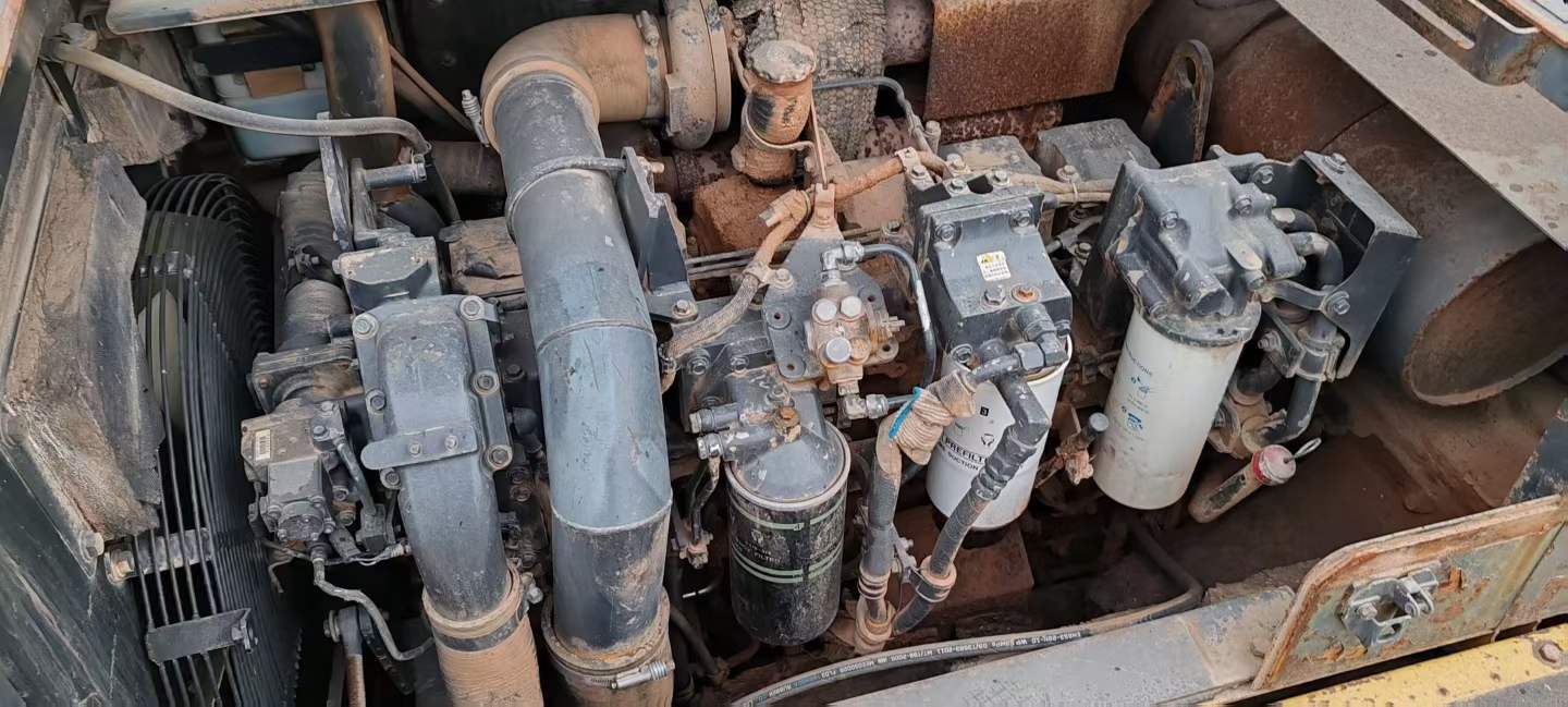 Used Komatsu PC450-8 Excavator 2016 Model / 8