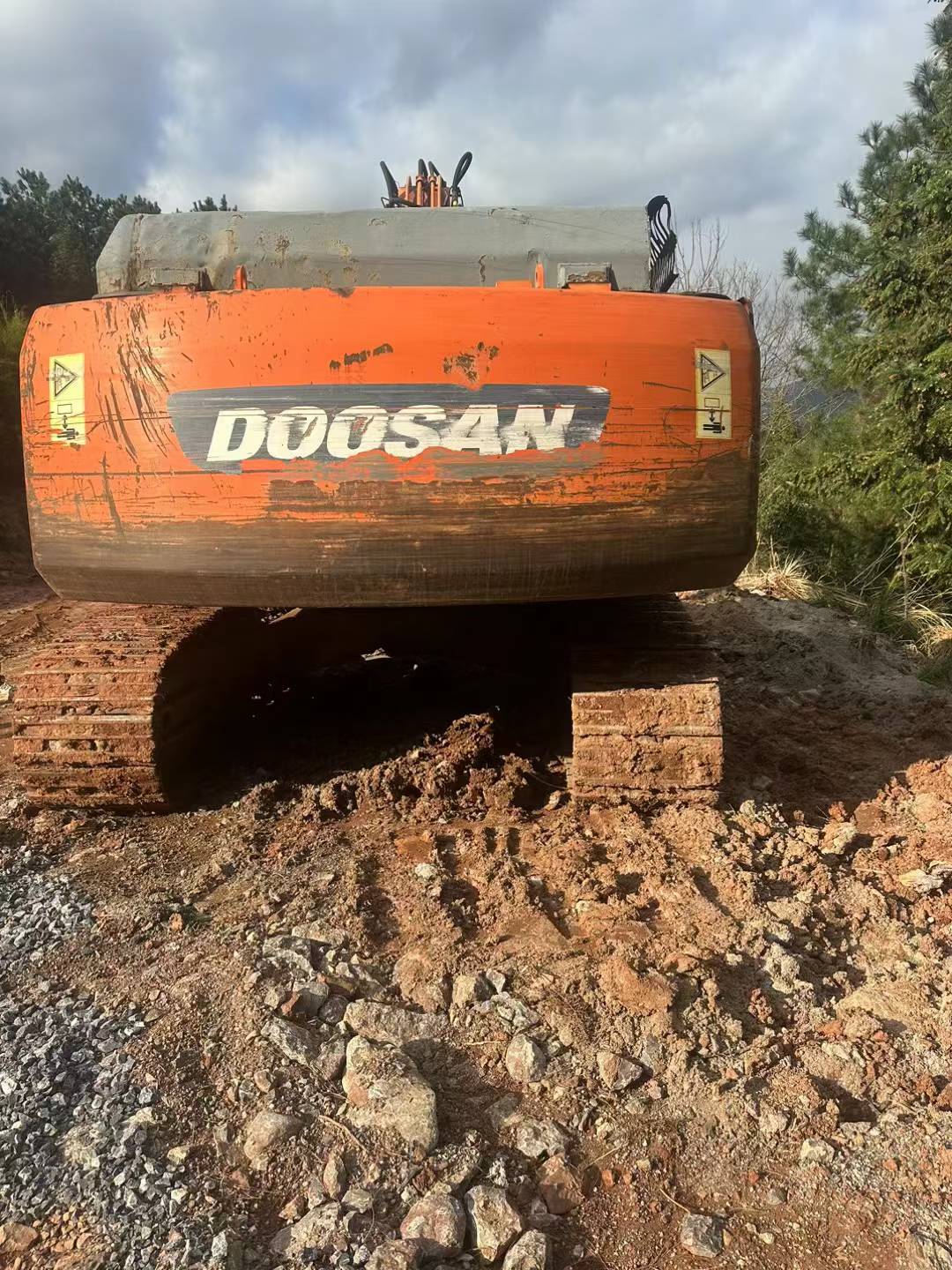 Used Doosan DH220-3 Excavator 2013 Model / 3