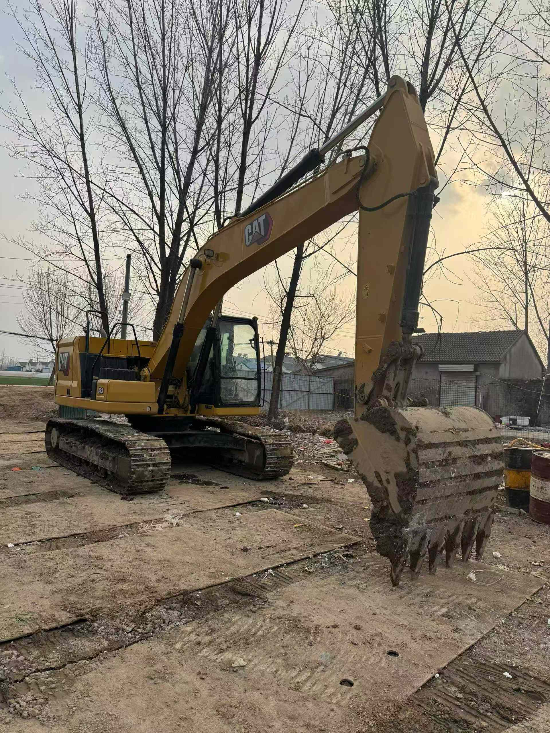 Used Caterpillar 323 Excavator 2021 Model / 4