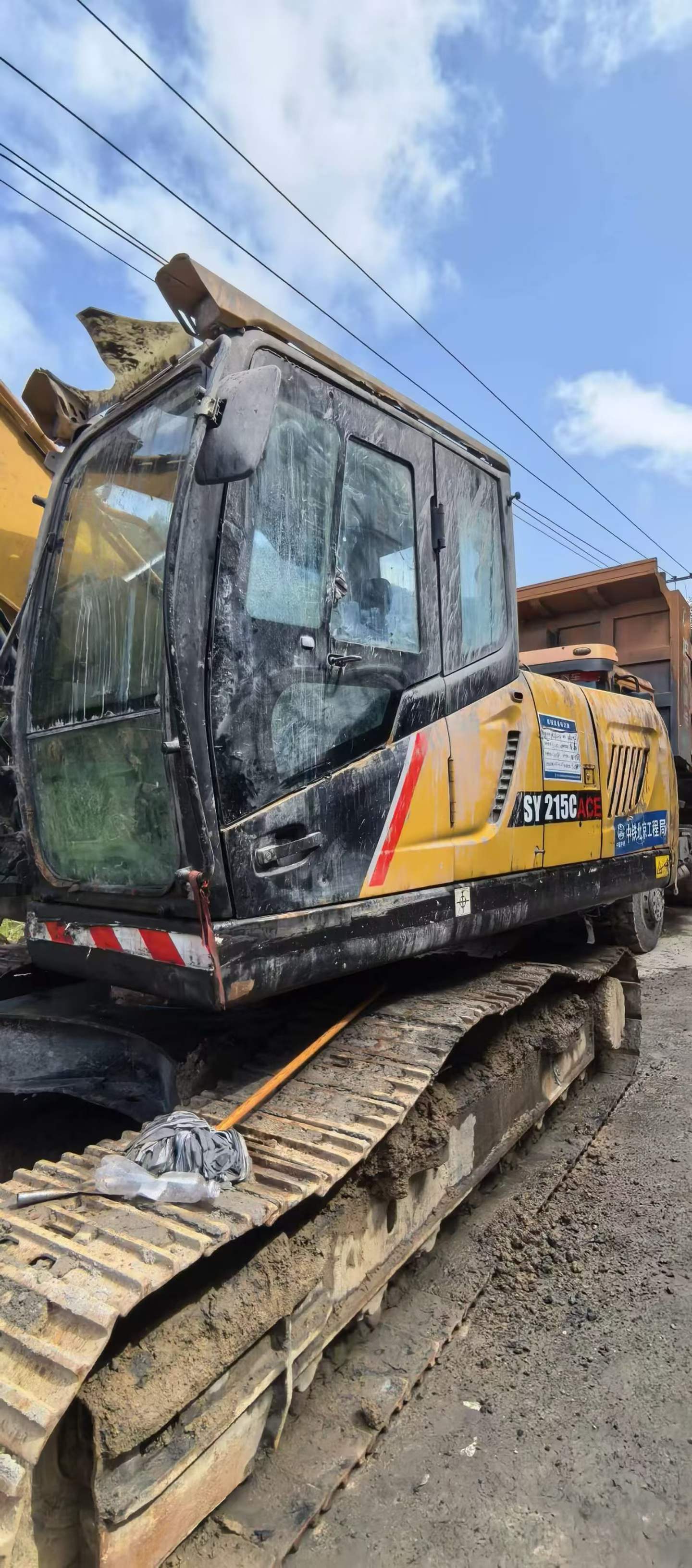 Used Sany SY215C Excavator 2022 Model / 7