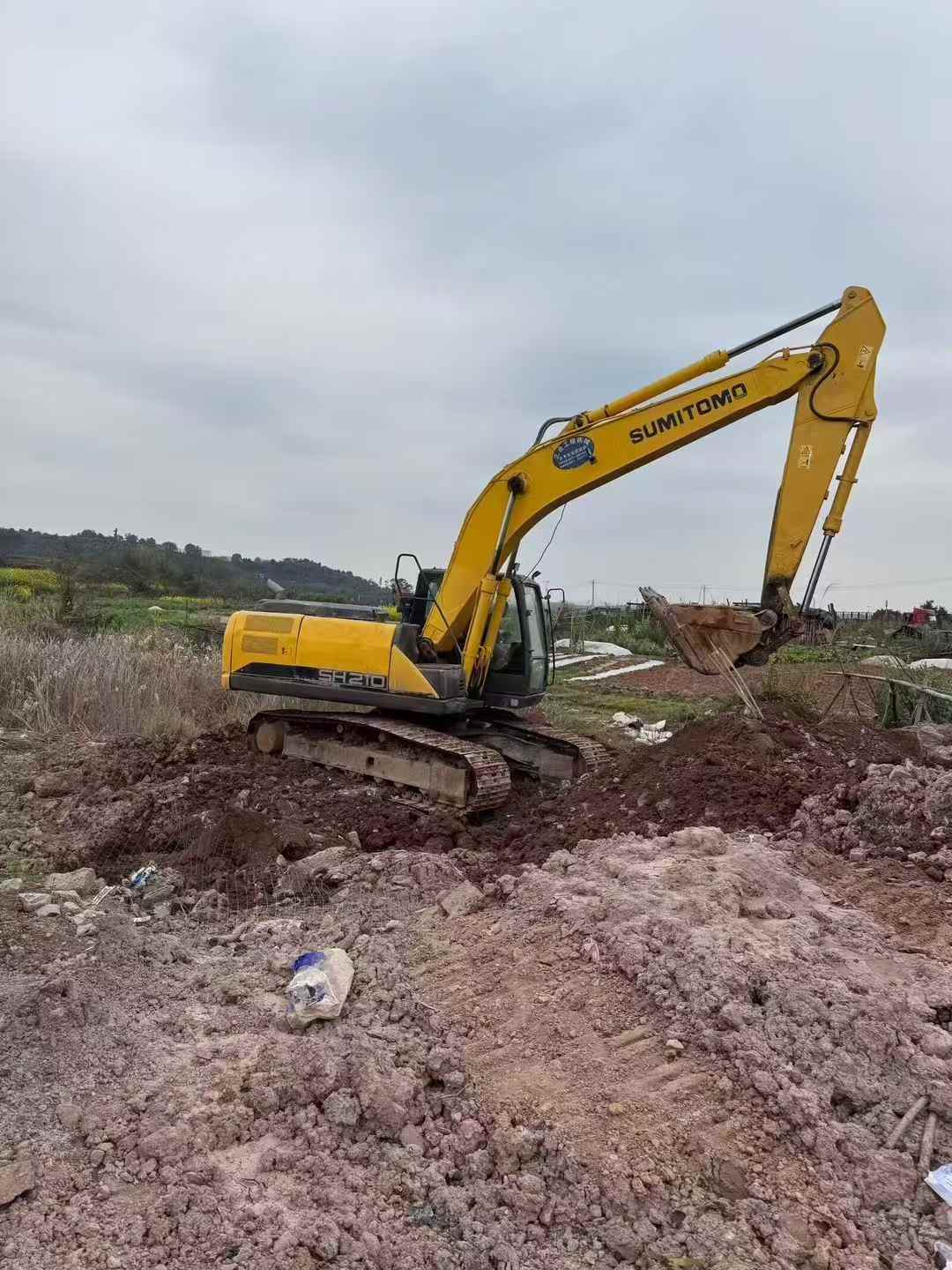 Used Sumitomo SH210-6 Excavator 2016 Model / 2