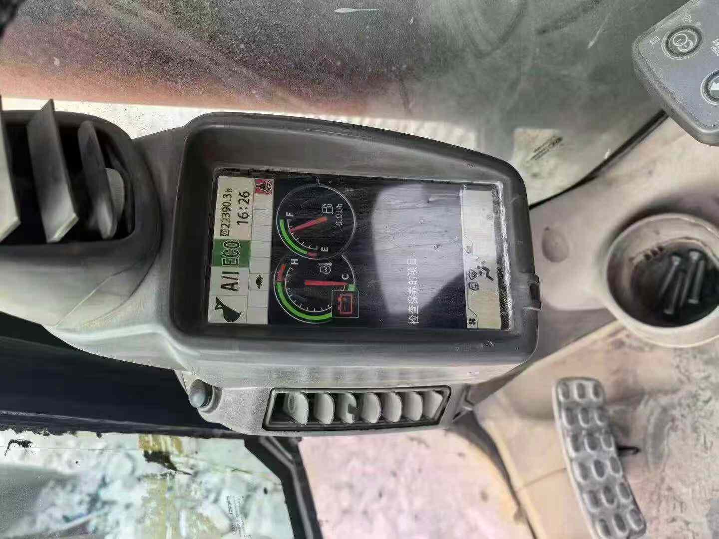 Used Hitachi ZX240 Excavator 2018 Model / 6