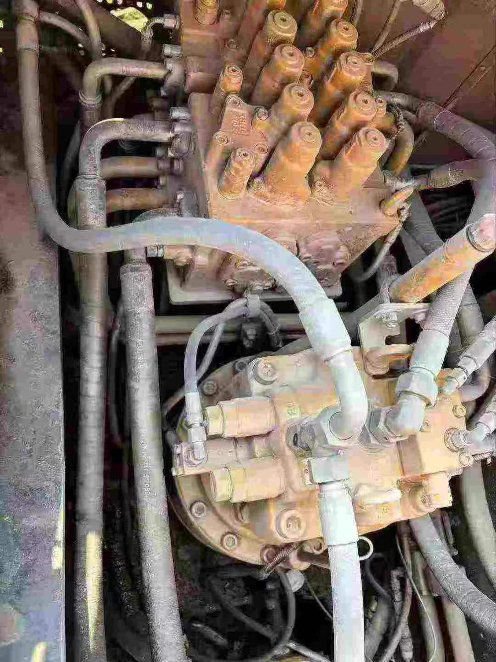 Used Sany SY215C Excavator 2021 Model / 5