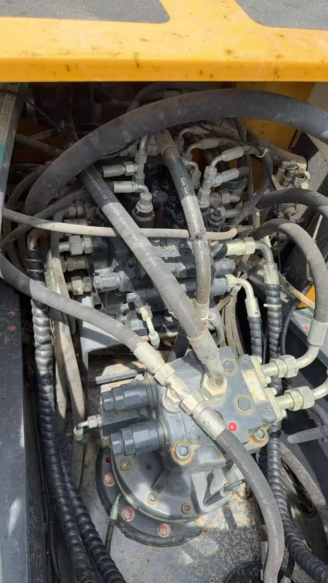 Used XCMG XE135D Excavator 2022 Model / 6