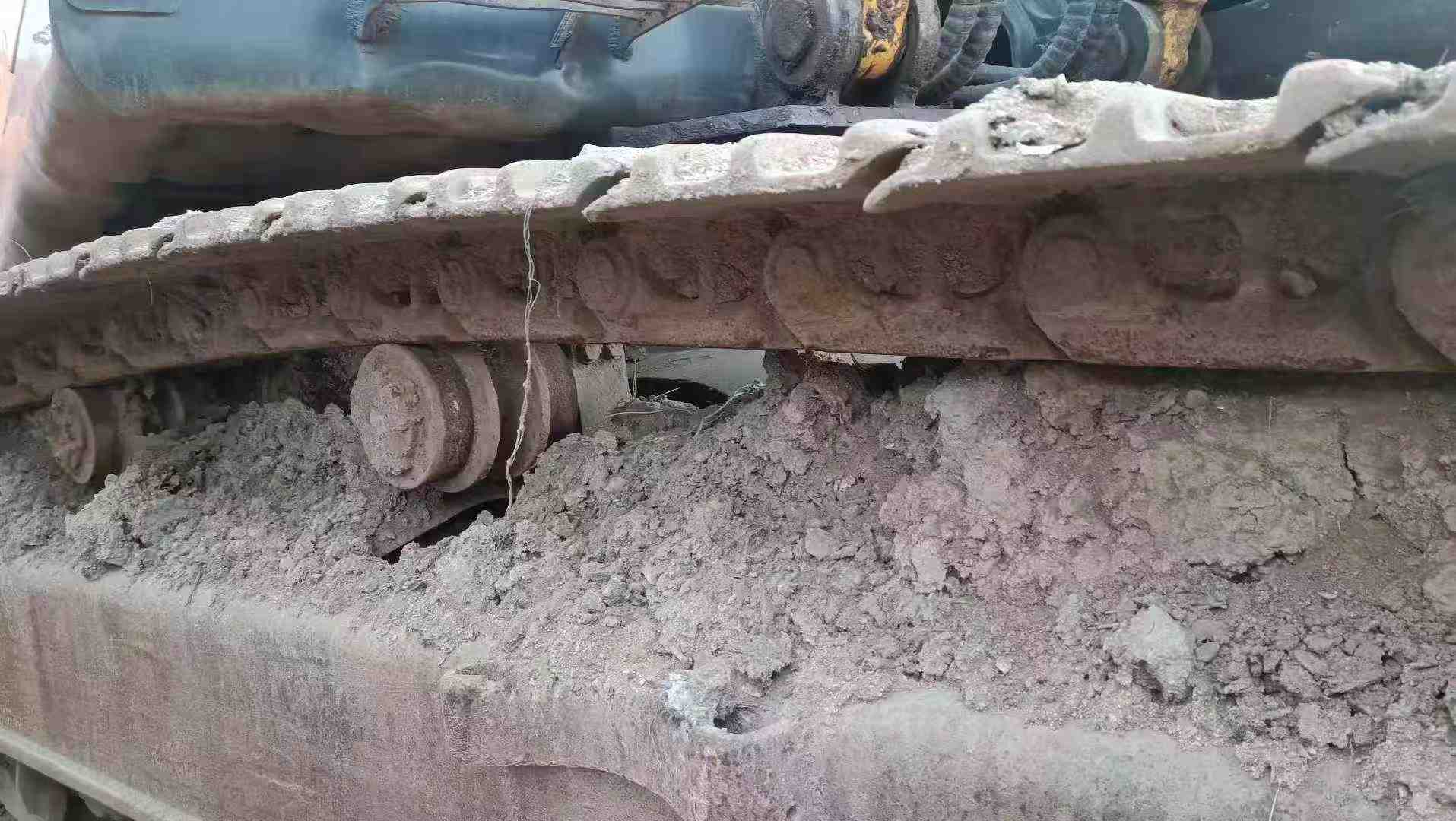 Used Hyundai R305LC-7 Excavator 2012 Model / 4