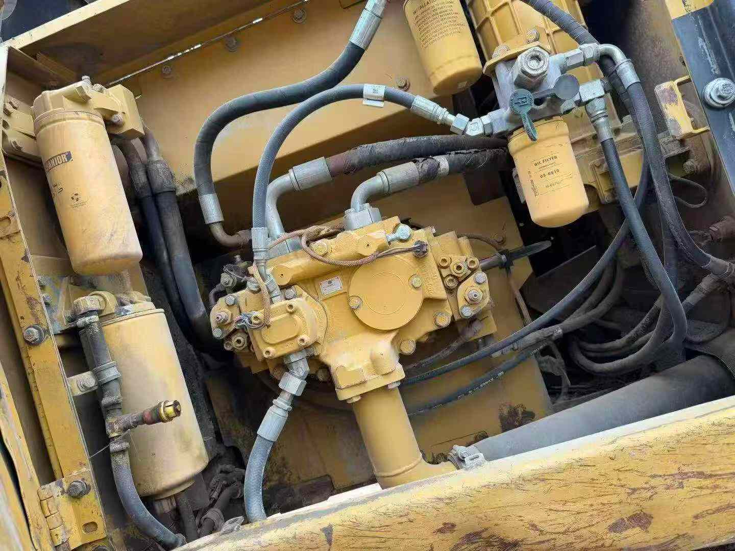 Used Caterpillar 320D Excavator 2013 Model / 14