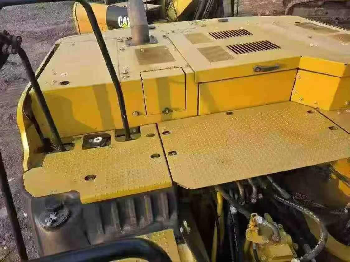 Used Caterpillar 330B Excavator 2021 Model / 3