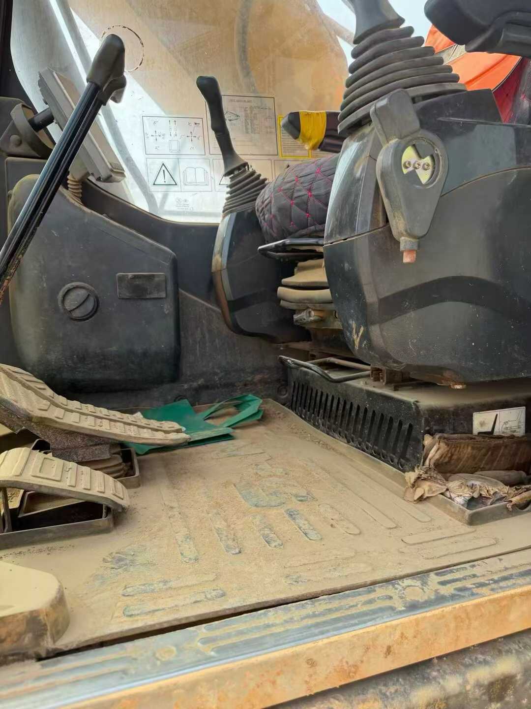 Used Sany SY200C Excavator 2020 Model / 7