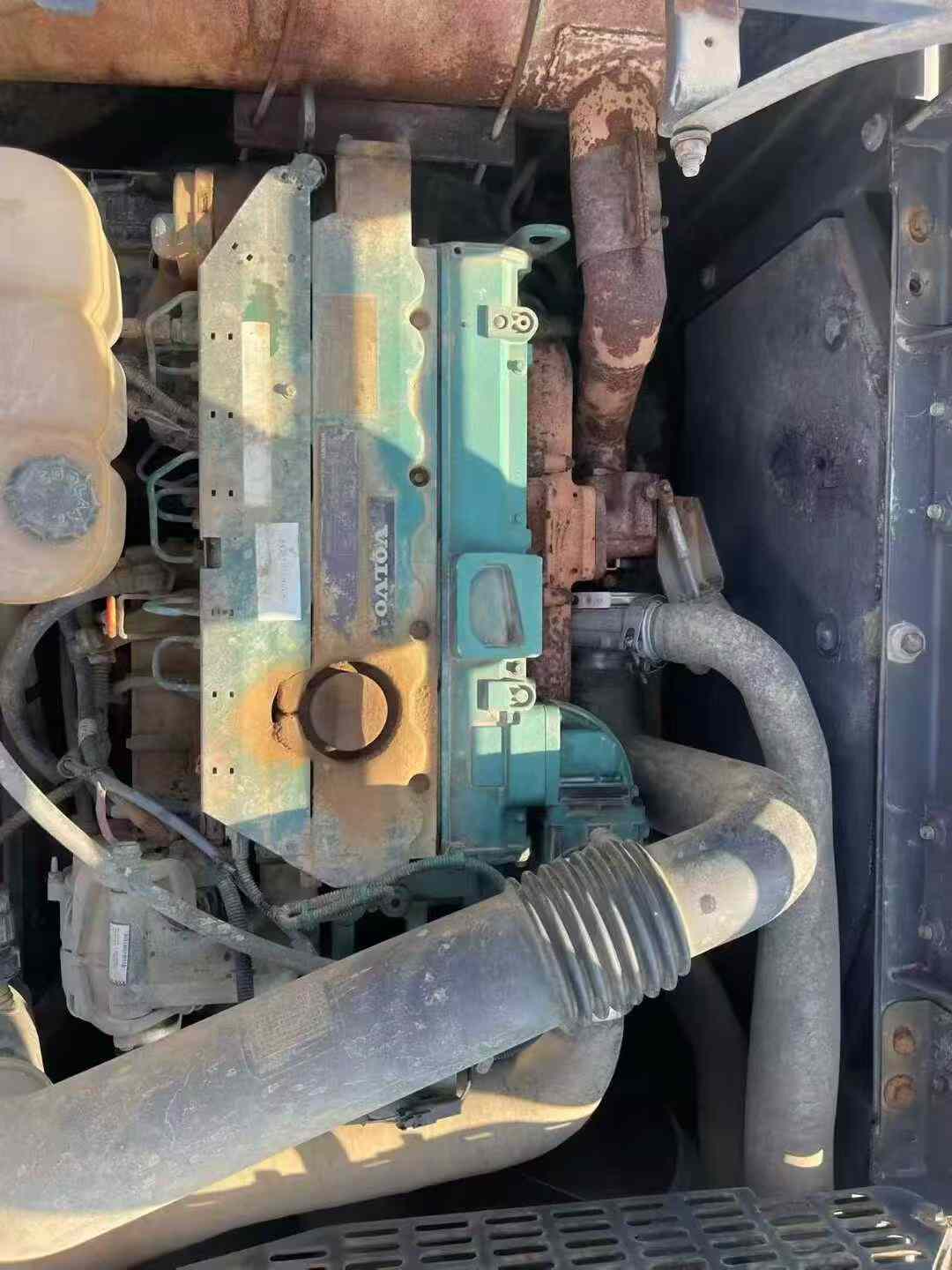 Used Volvo EC200 Excavator 2019 Model / 4