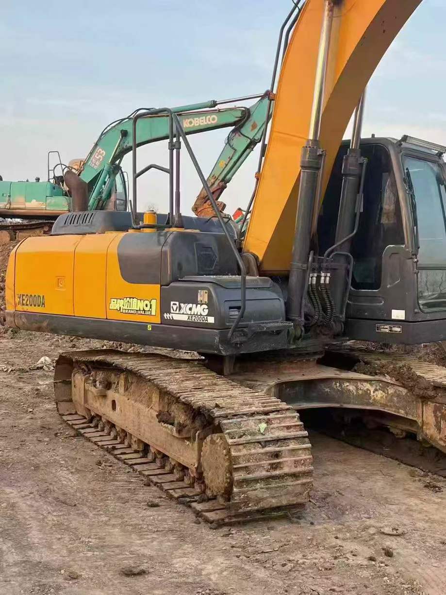 Used XCMG XE200 Excavator 2022 Model / 3