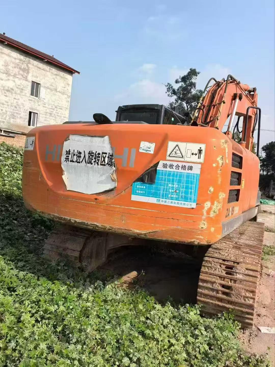 Used Hitachi EX200-5 Excavator 2016 Model / 4