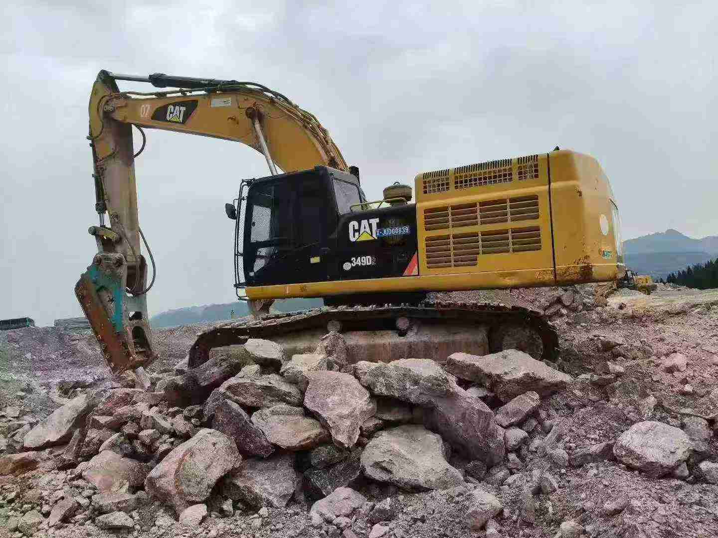 Used Caterpillar 349E Excavator 2019 Model / 3