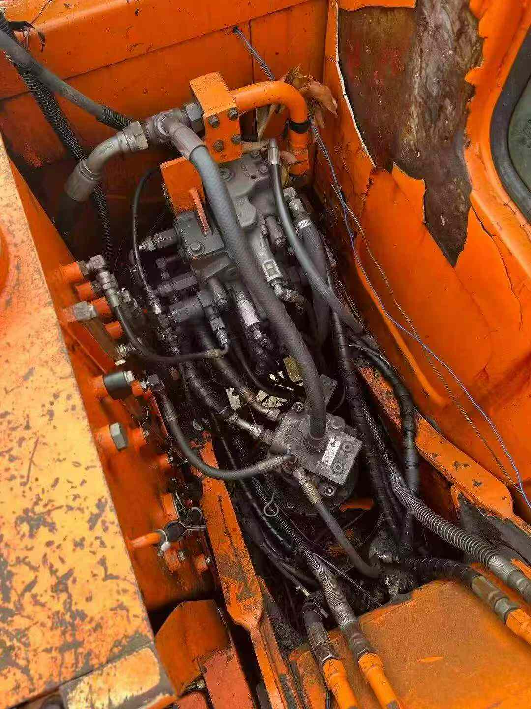 Used Doosan DH80 Excavator 2016 Model / 3