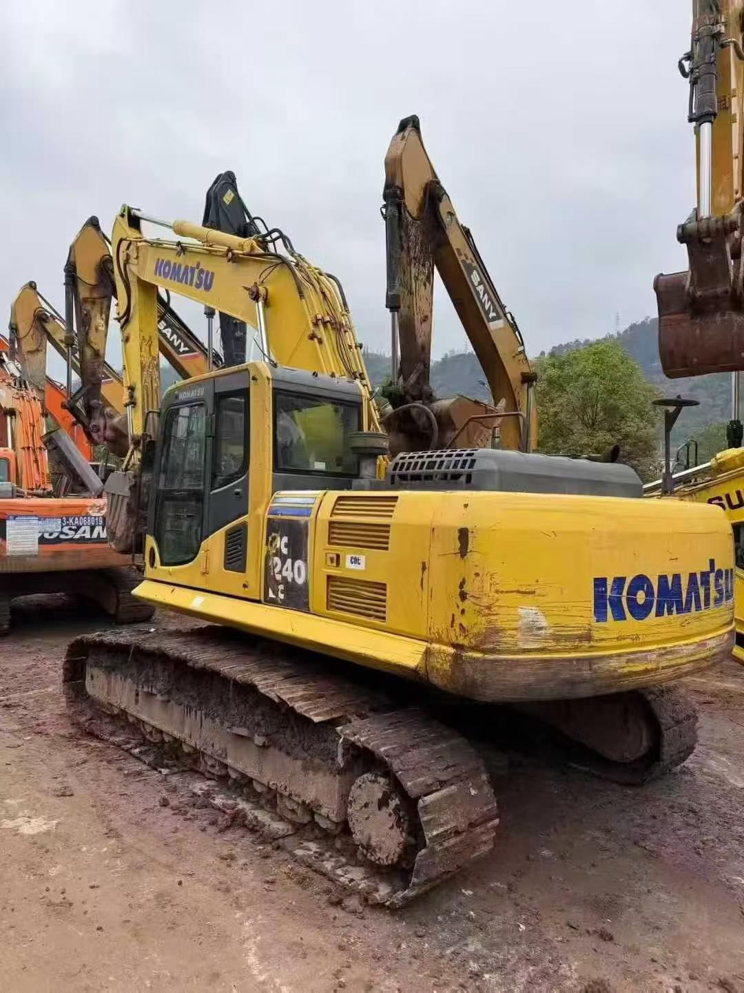 Used Komatsu PC240-6 Excavator 2016 Model / 2