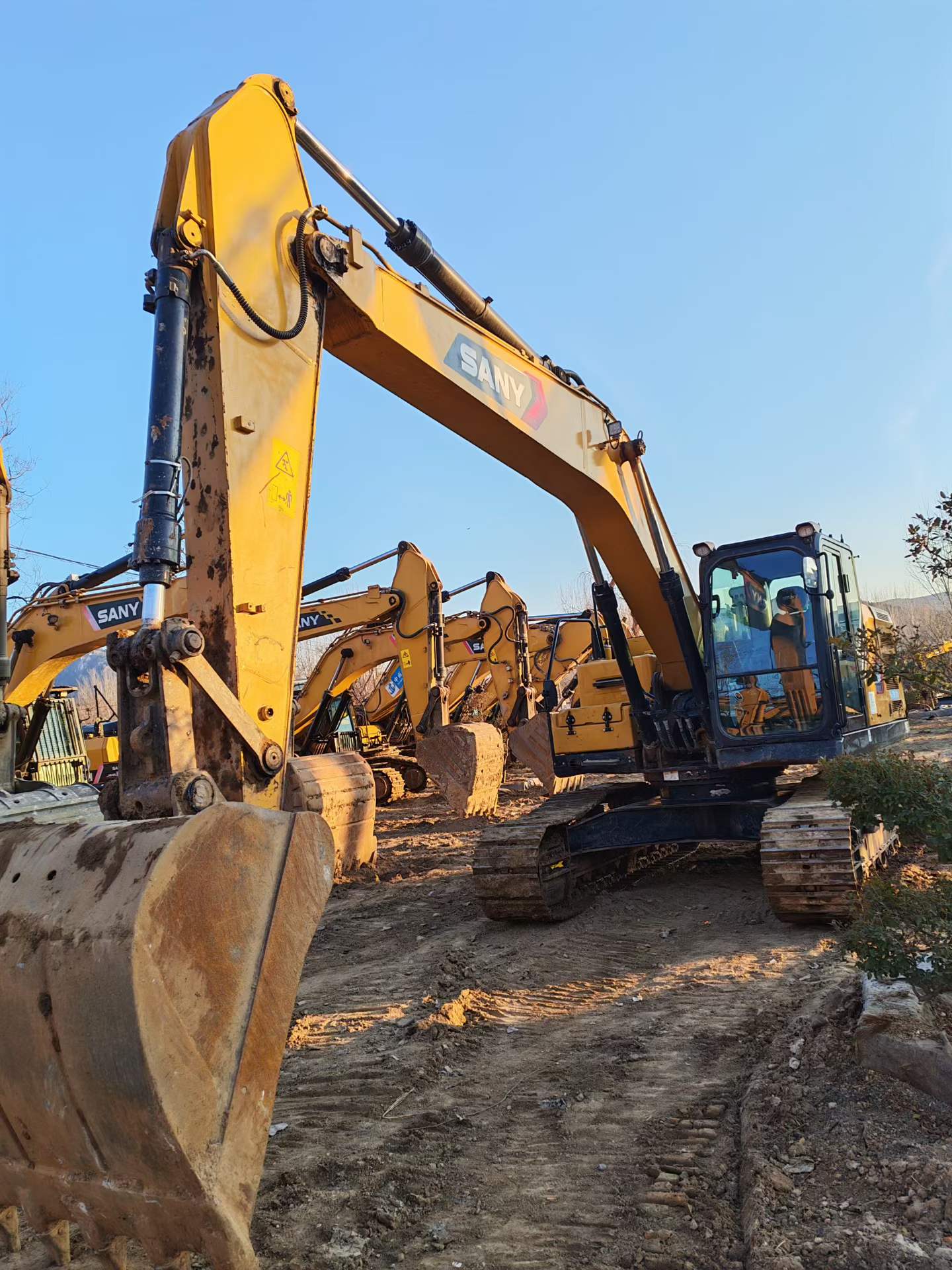 Used Sany SY215C Excavator 2022 Model / 8