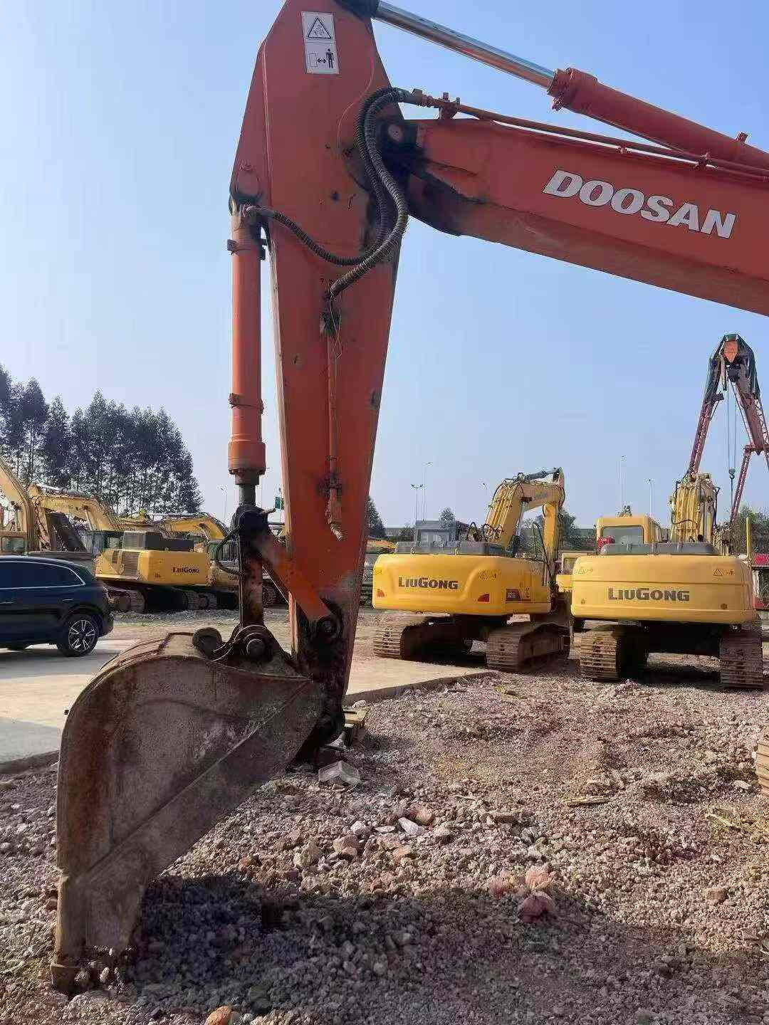Used Doosan DH215-7 Excavator 2016 Model / 6