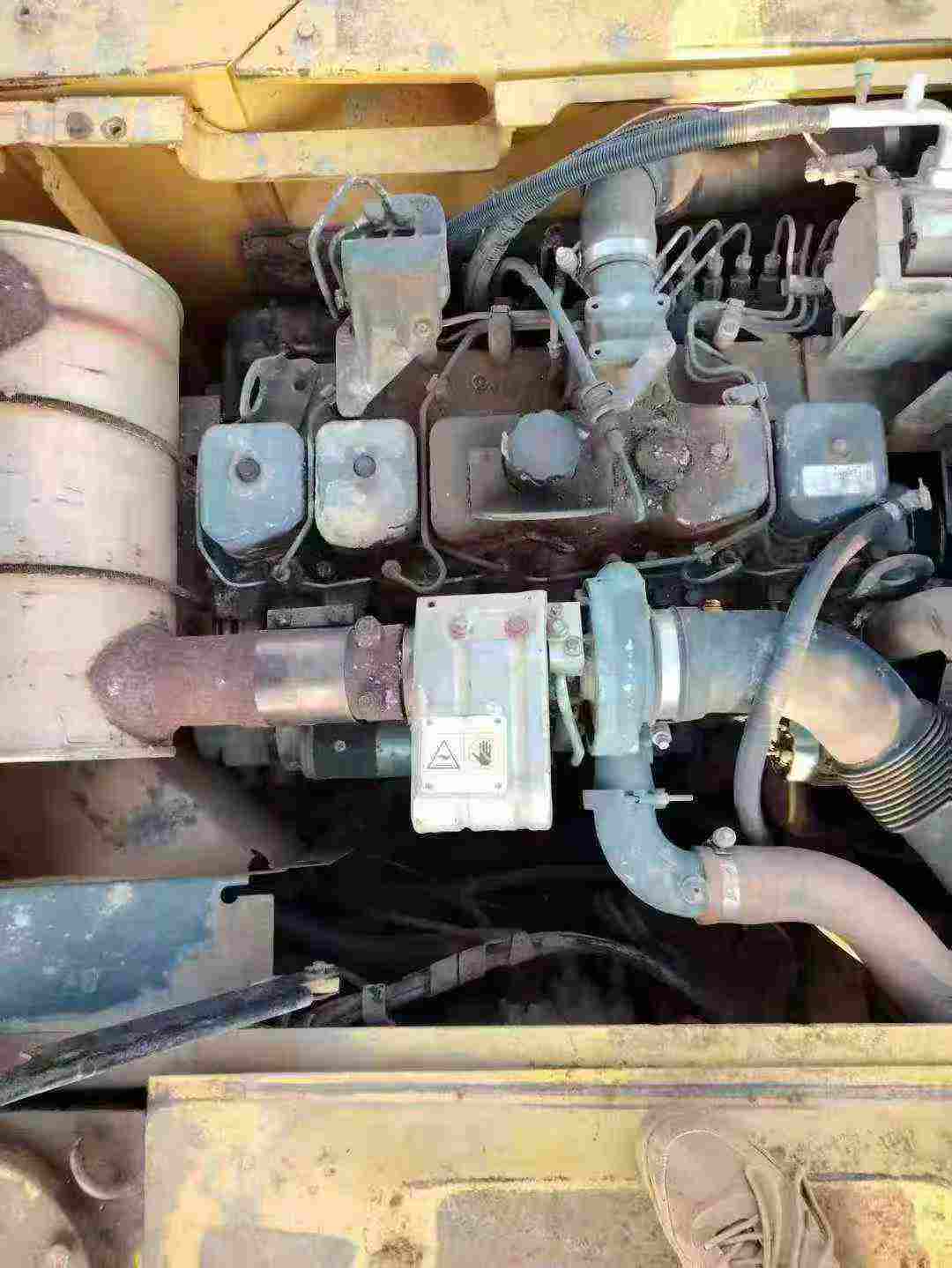 Used Komatsu PC200-7 Excavator 2007 Model / 4