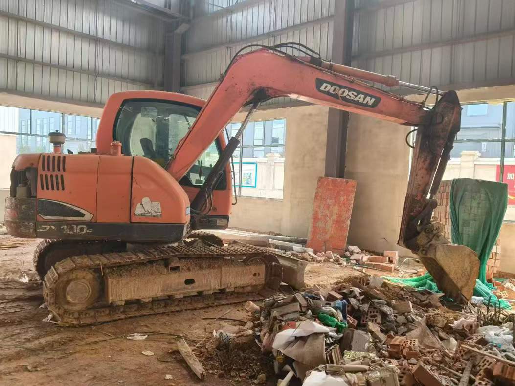 Used Doosan DX75 Excavator 2018 Model / 2