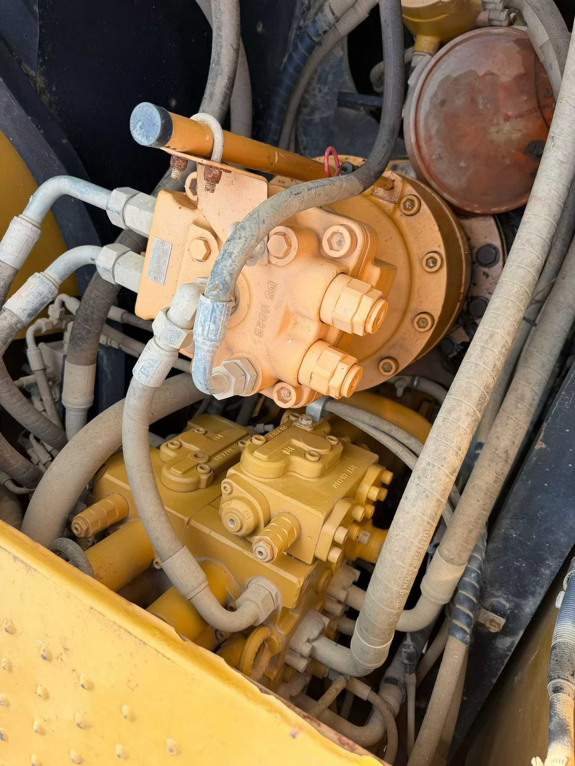 Used Sany SY205C Excavator 2020 Model / 3