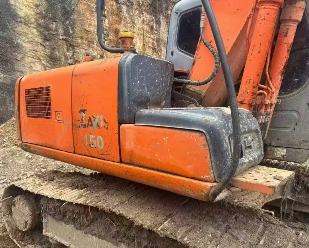 Used Hitachi EX120 Excavator 2016 Model / 3