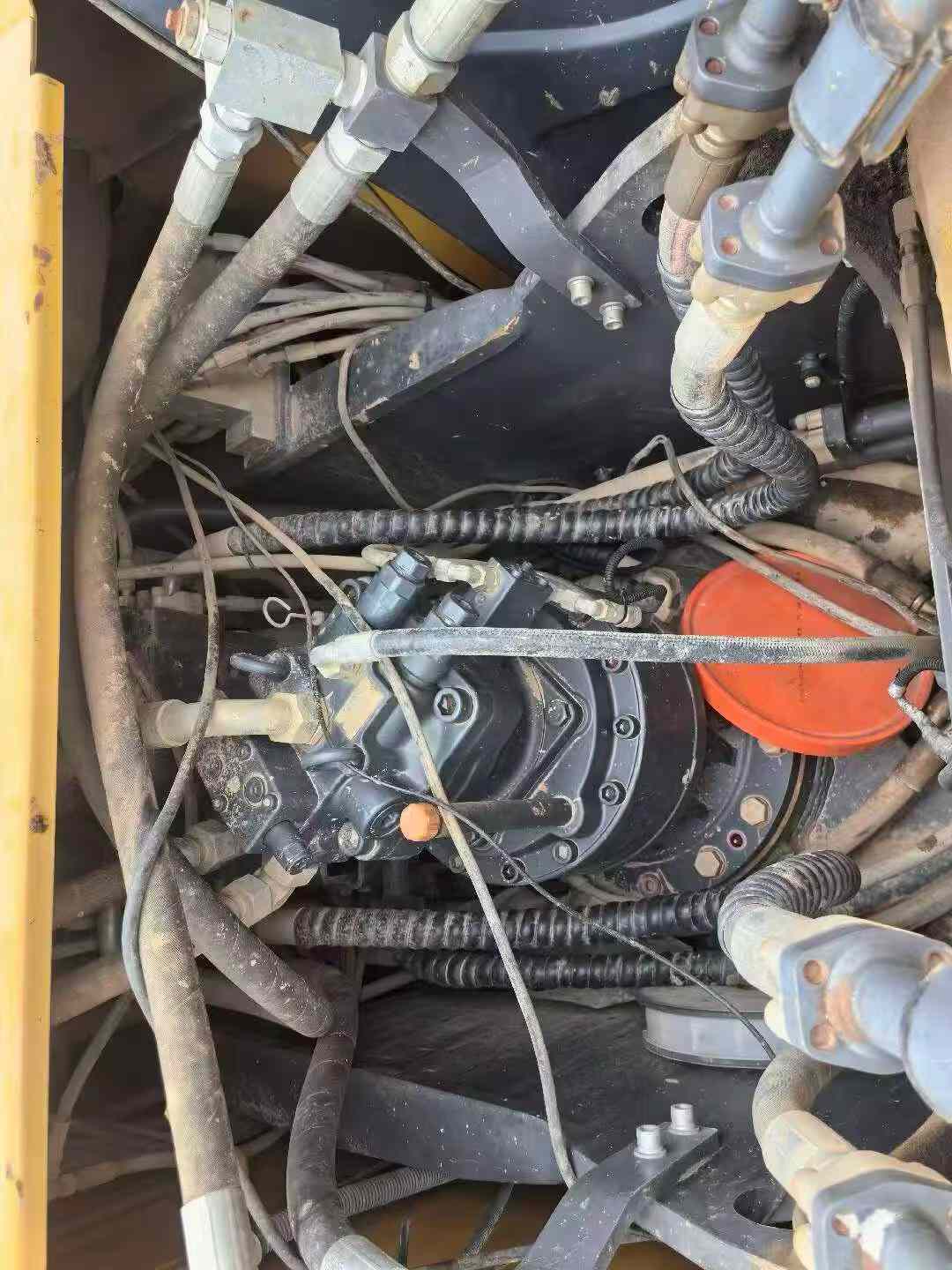 Used XCMG XE200 Excavator 2021 Model / 5