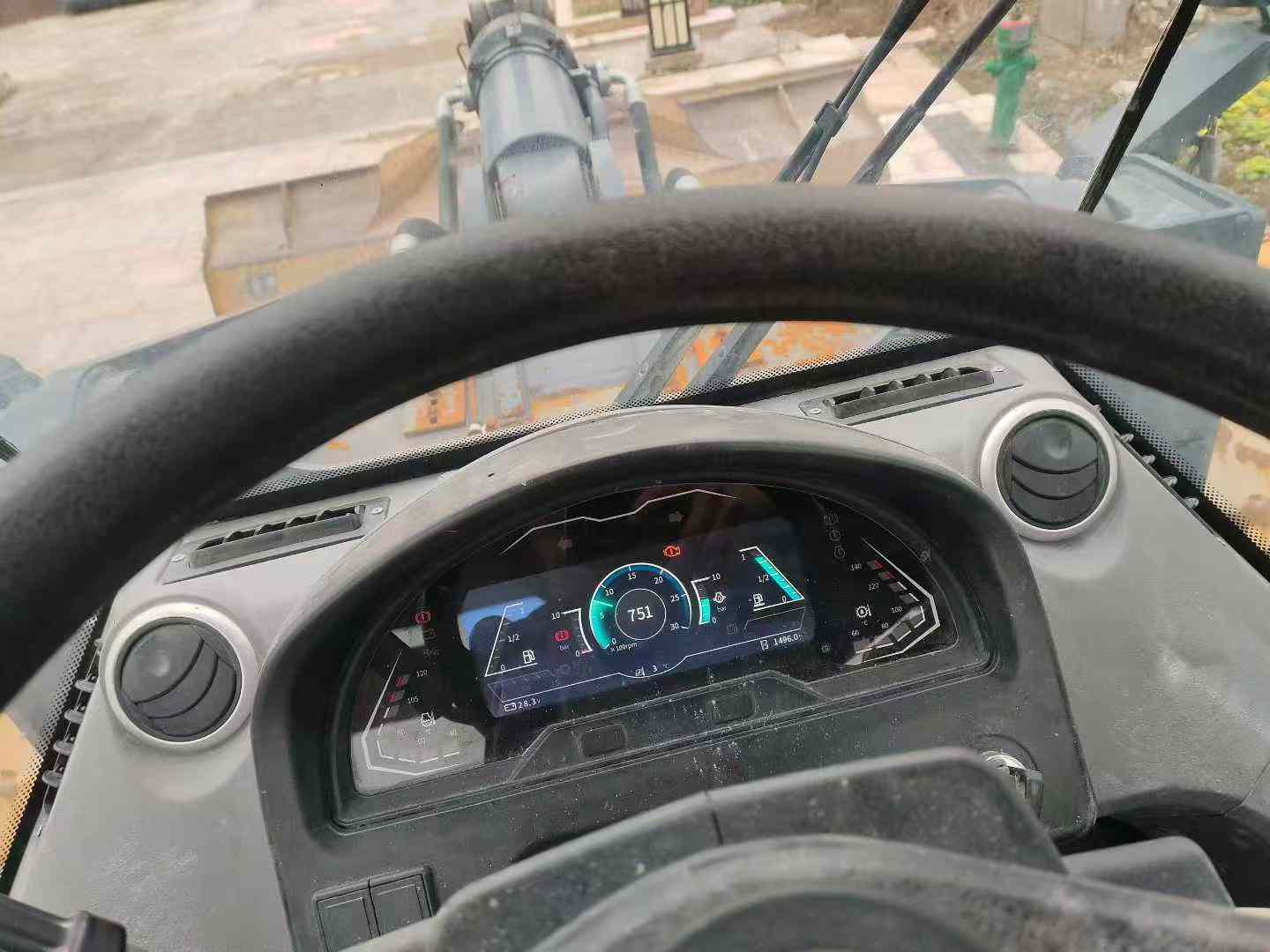 Used XCMG XE500C Loader 2023 Model / 9