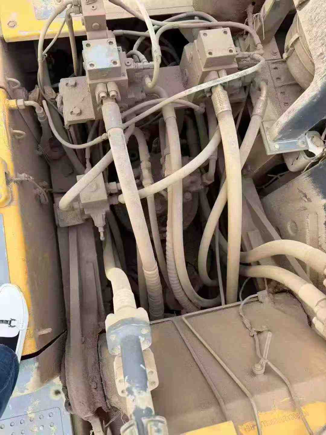 Used XCMG XE500C Excavator 2020 Model / 4