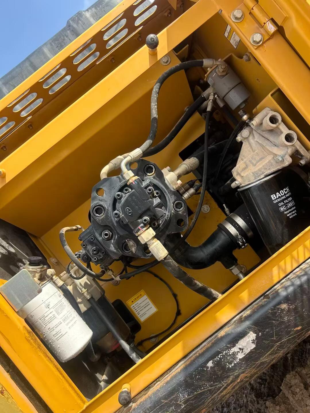 Used Sany SY200C Excavator 2021 Model / 7