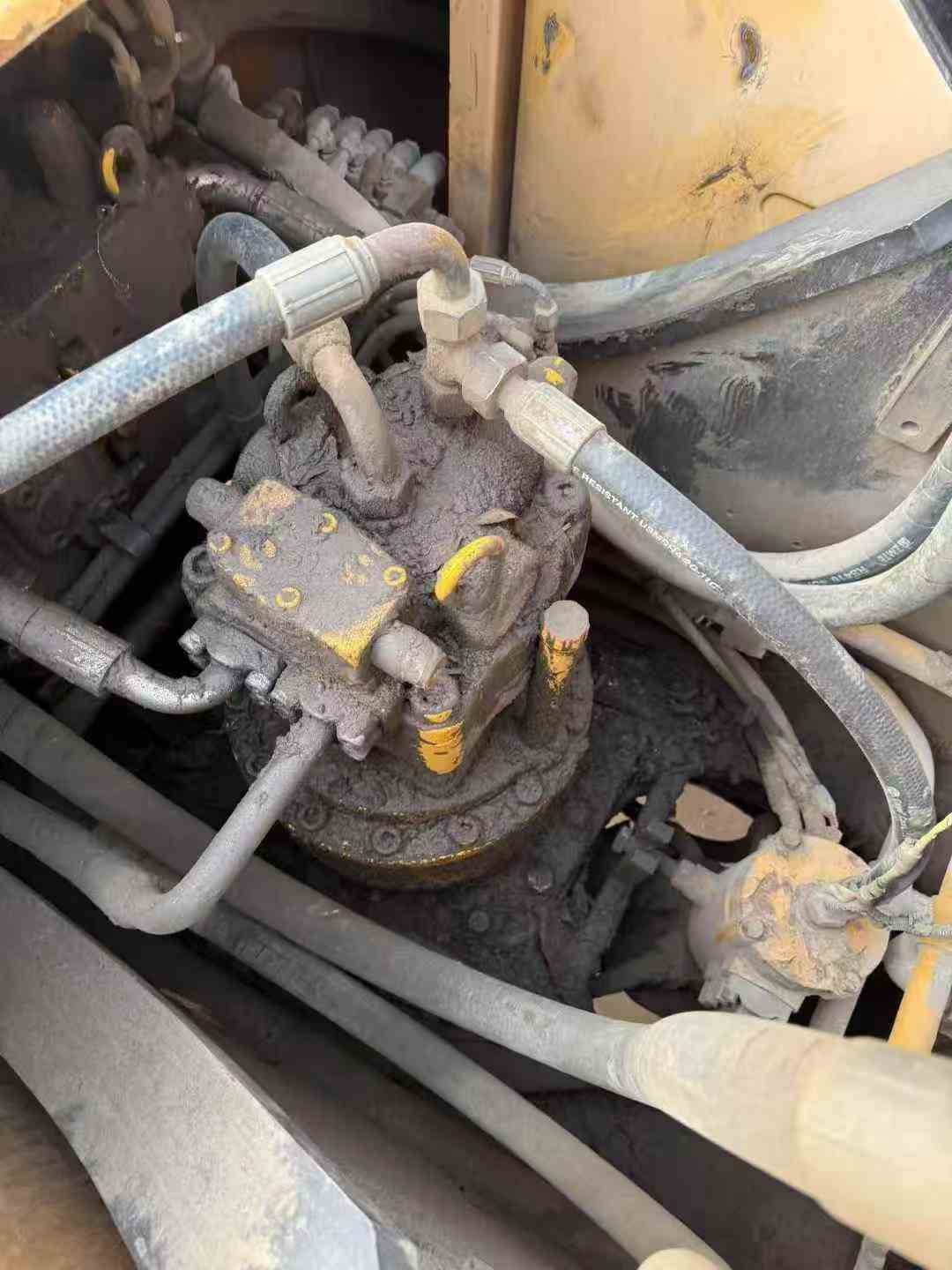 Used Sany SY205C Excavator 2012 Model / 7