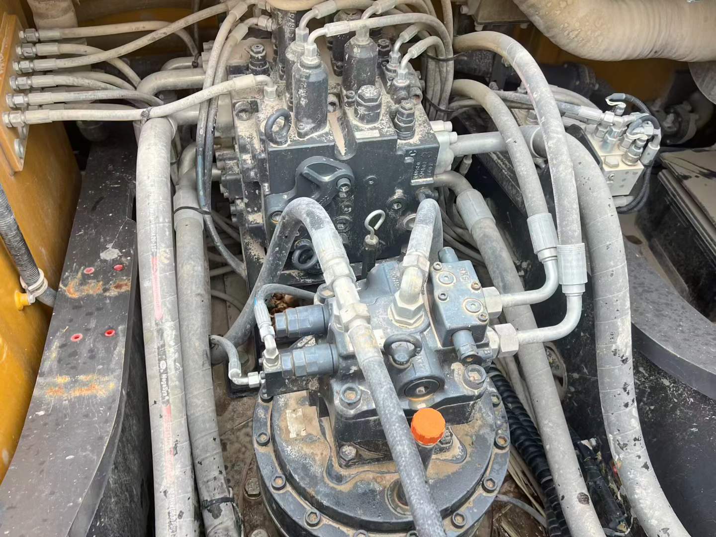 Used XCMG XE380K Excavator 2024 Model / 6