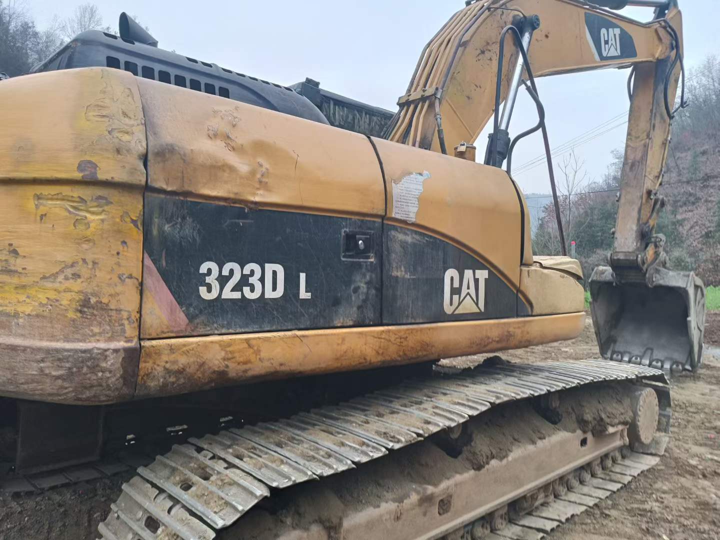 Used Caterpillar 323 Excavator 2012 Model / 3