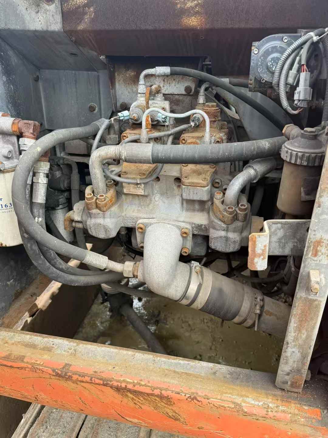 Used Hitachi ZX240LC Excavator 2016 Model / 4