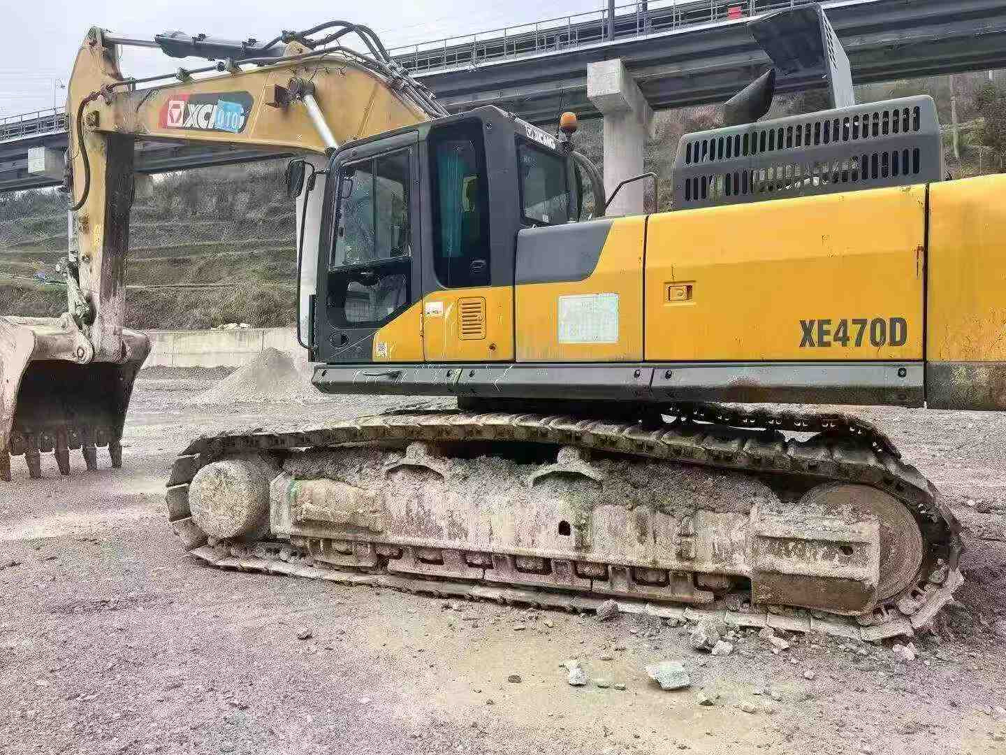 Used XCMG XE470 Excavator 2021 Model / 4