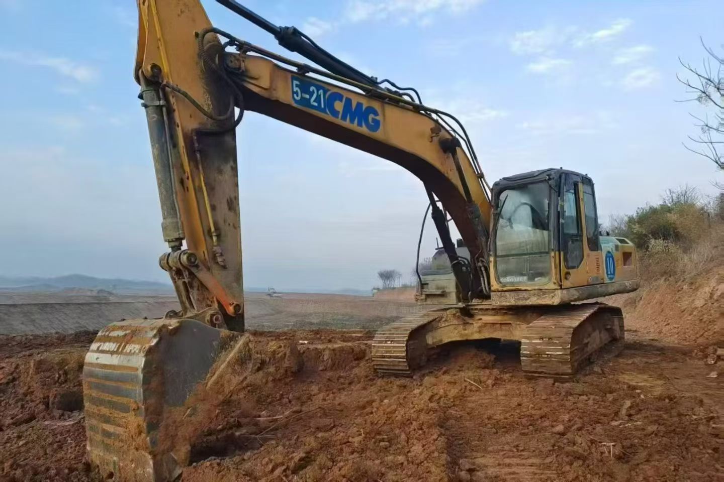 Used XCMG XE200 Excavator 2017 Model / 3