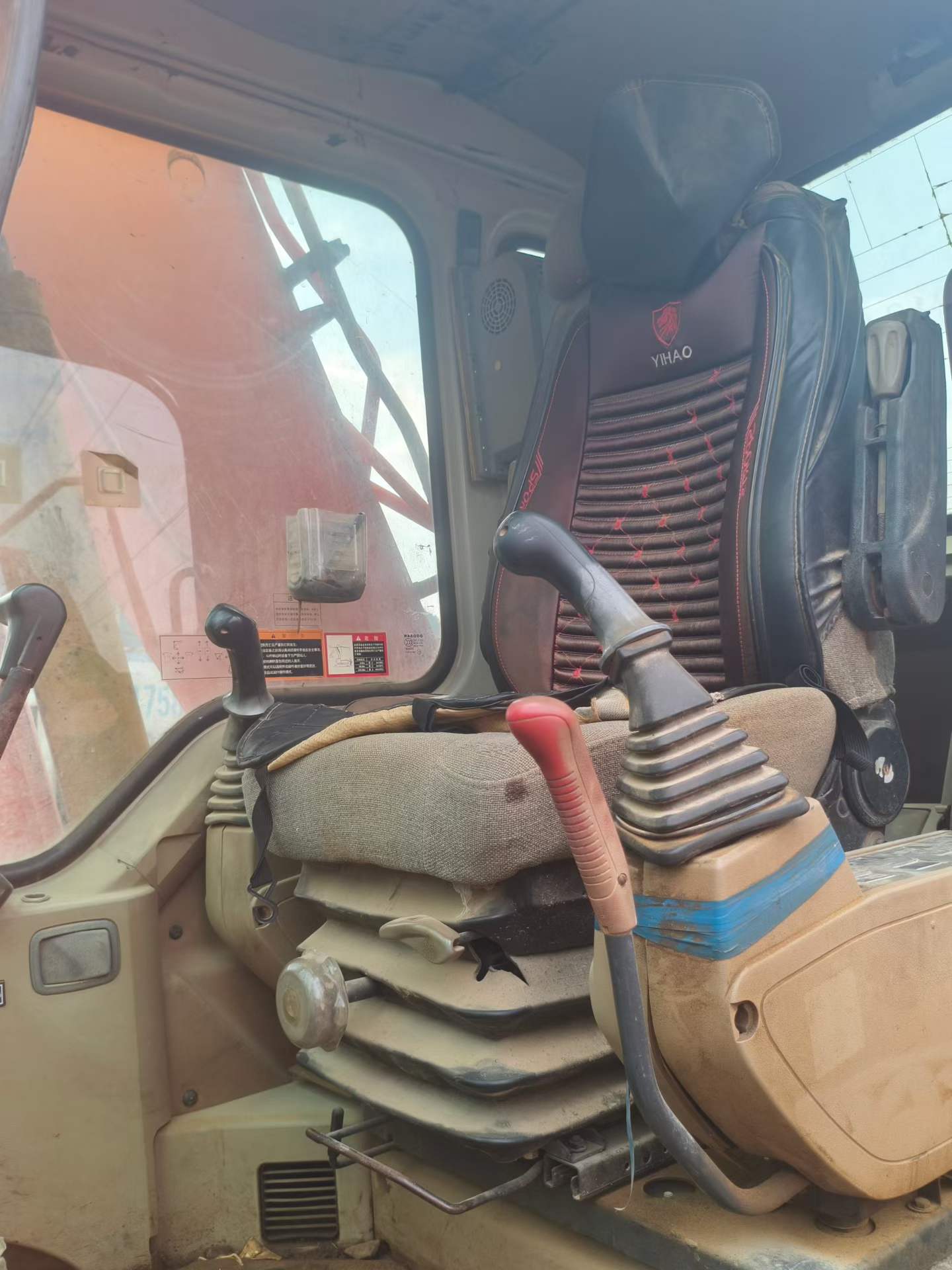 Used Doosan DH150 Excavator 2016 Model / 3