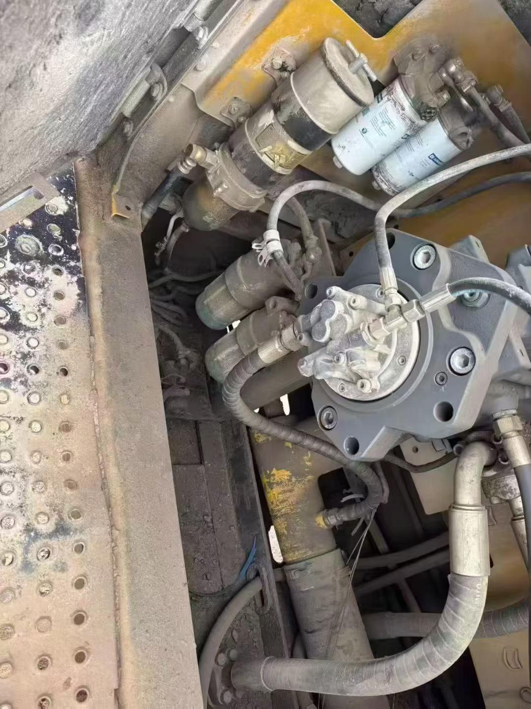 Used Sany SY750H Excavator 2016 Model / 4