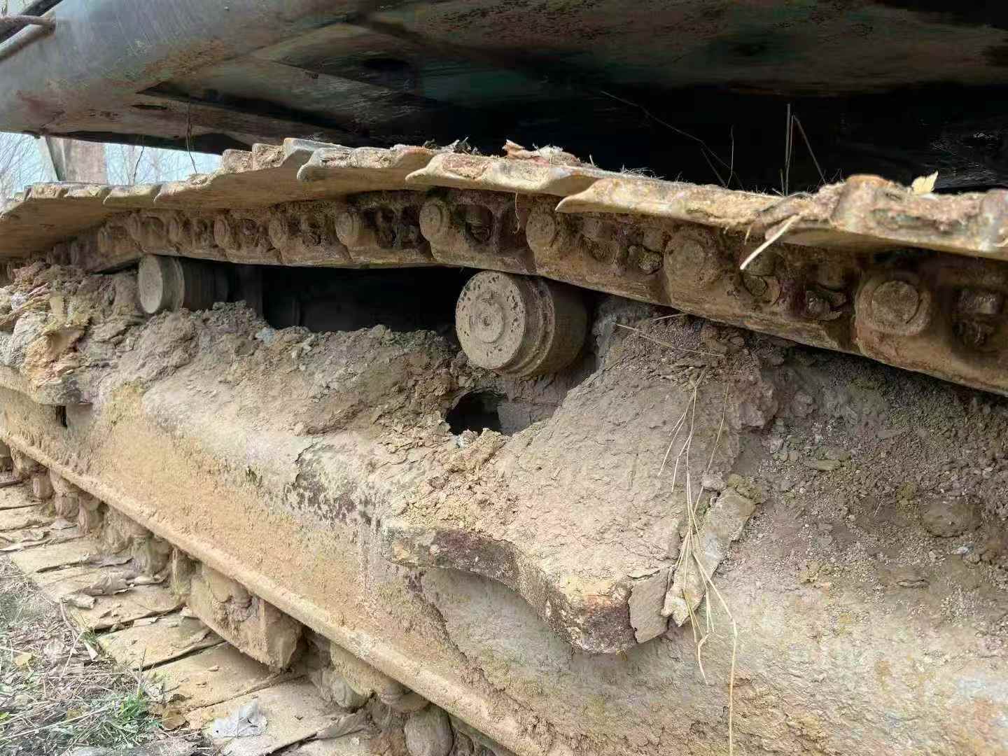 Купить Подержанный Экскаватор Kobelco SK200-6 / 8 Купить Подержанный Экскаватор Kobelco SK200-6 / 8