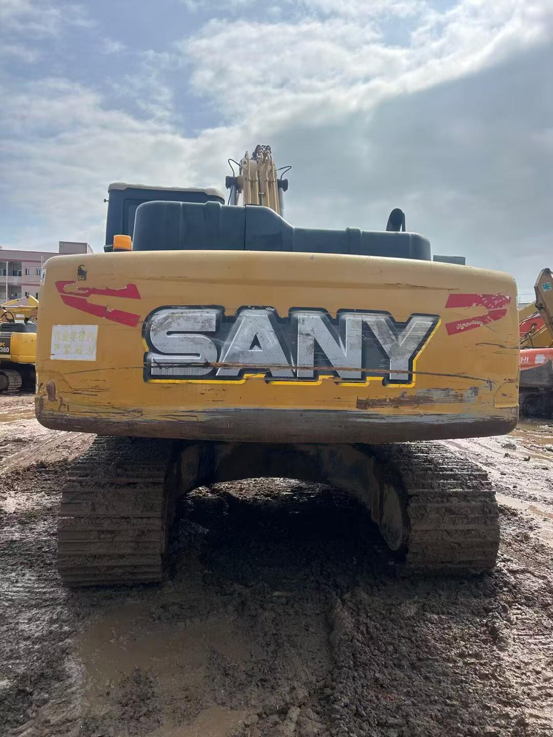 Used Sany SY200C Excavator 2021 Model / 9