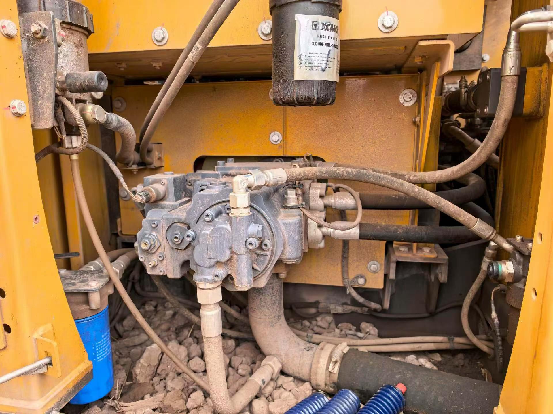 Used XCMG XE135B Excavator 2024 Model / 5