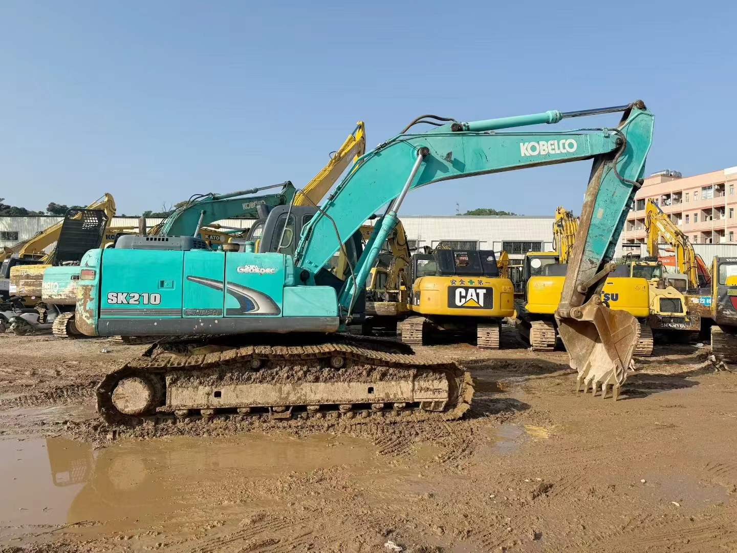 Used Kobelco SK210 Excavator 2016 Model / 2