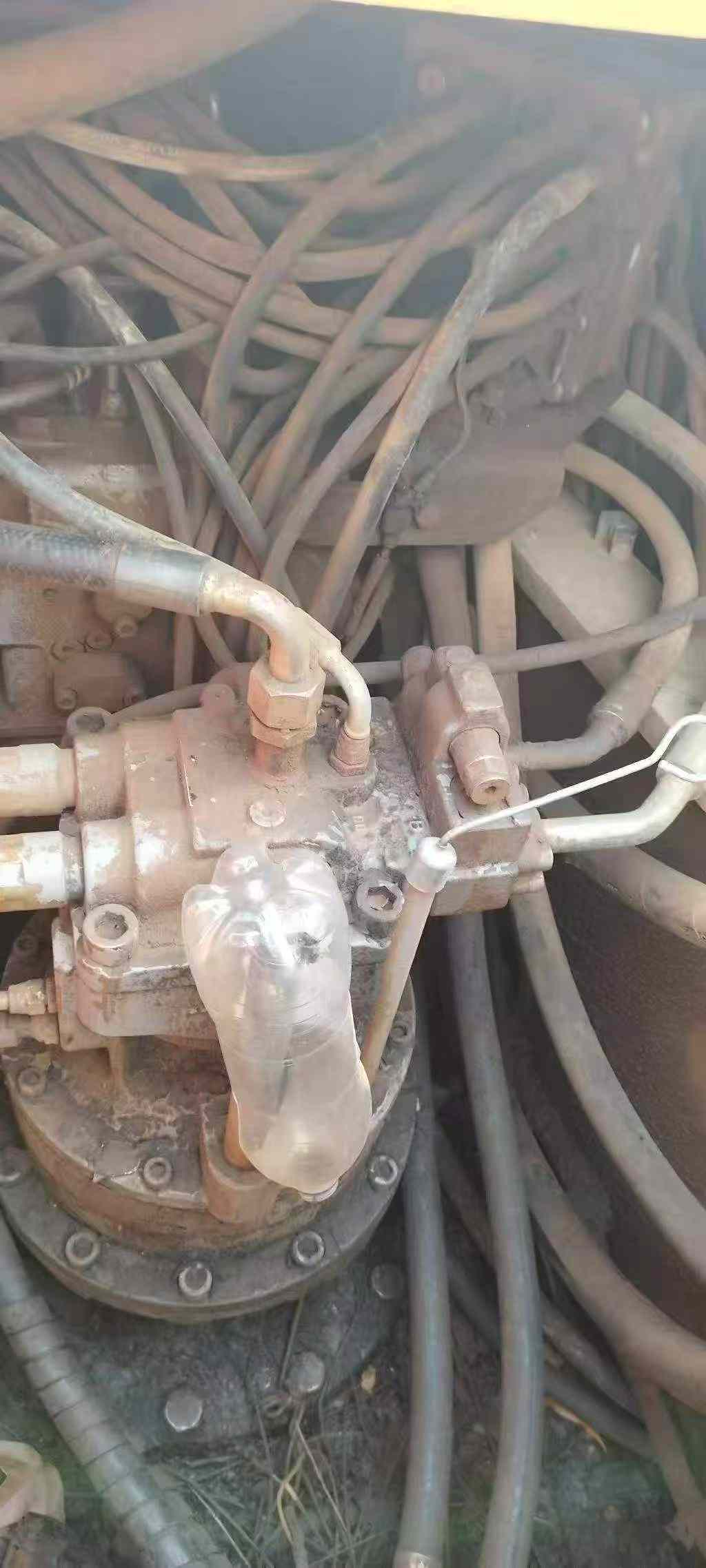 Used Hitachi EX200 Excavator 2016 Model / 4