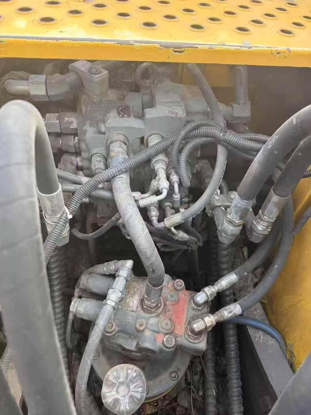 Used Volvo EC140 Excavator 2013 Model / 5