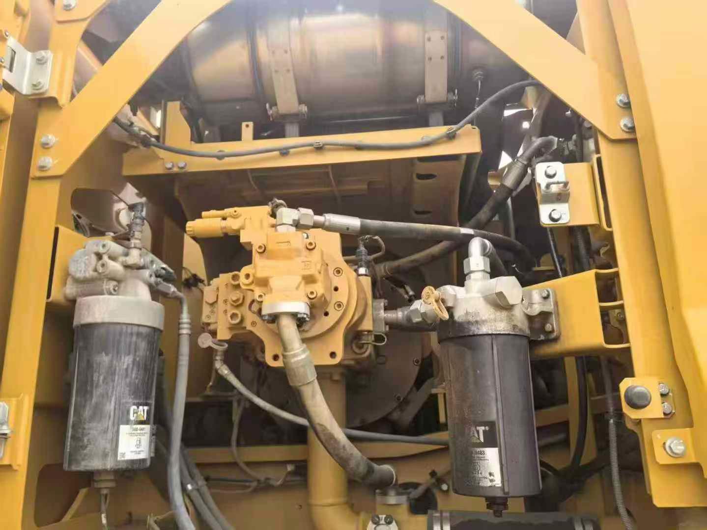 Used Caterpillar 350L Excavator 2023 Model / 4