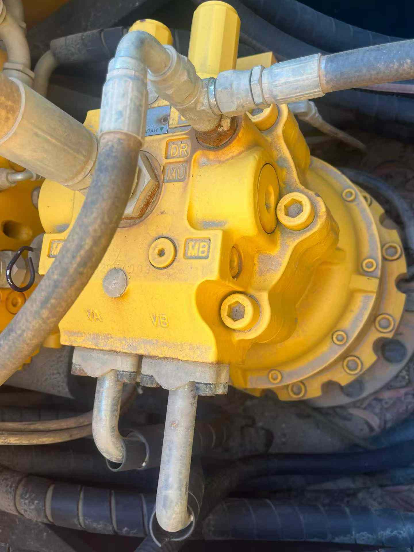 Used Hyundai R215-7 Excavator 2020 Model / 5