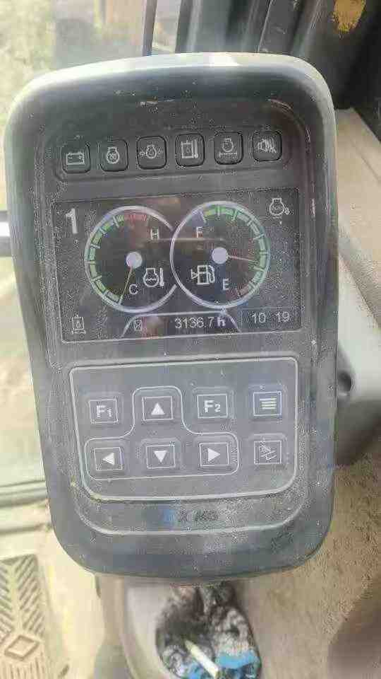 Used XCMG XE75C Excavator 2018 Model / 8