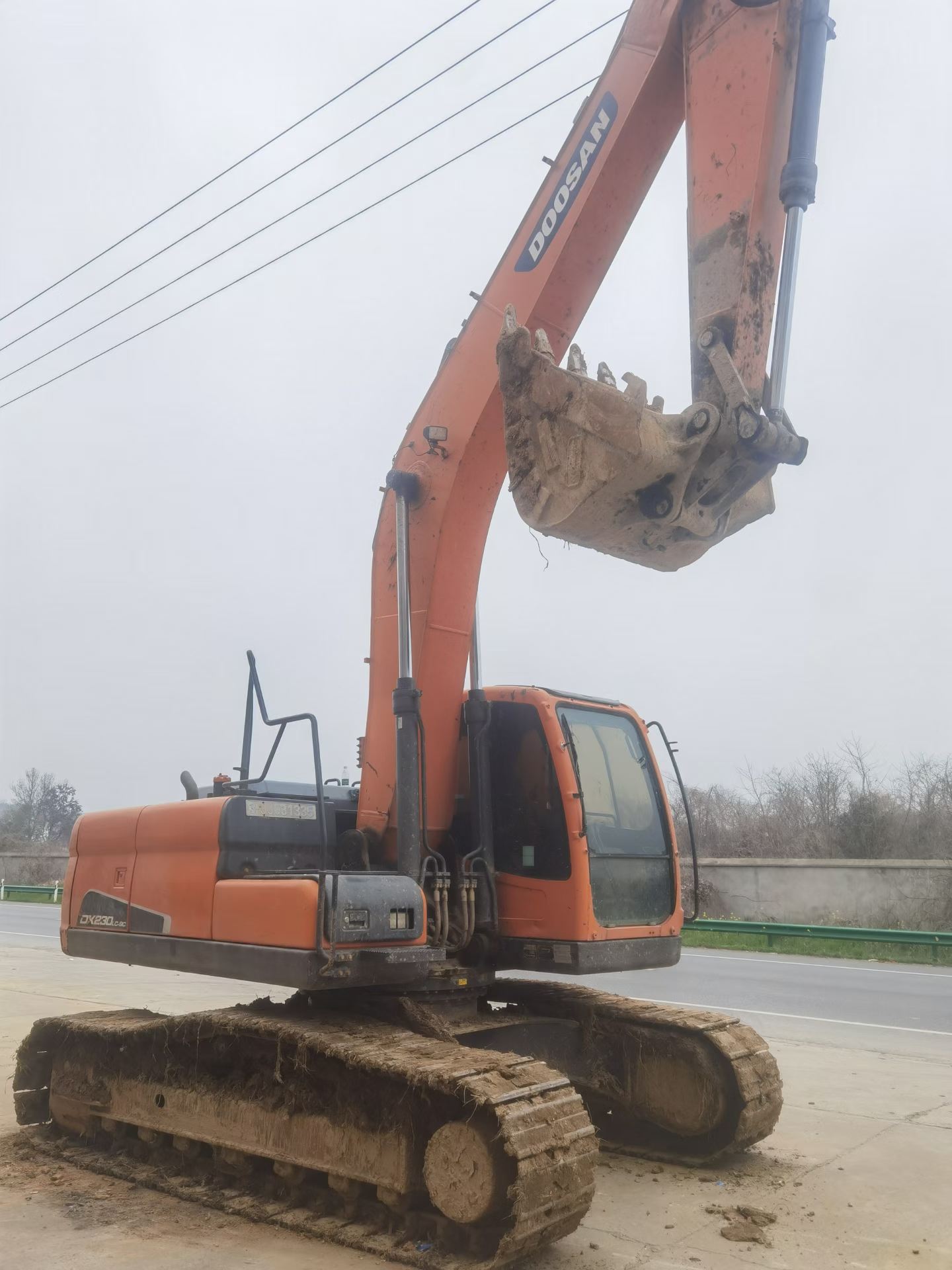 Comprar Doosan DH215-7 Usado Escavadeira