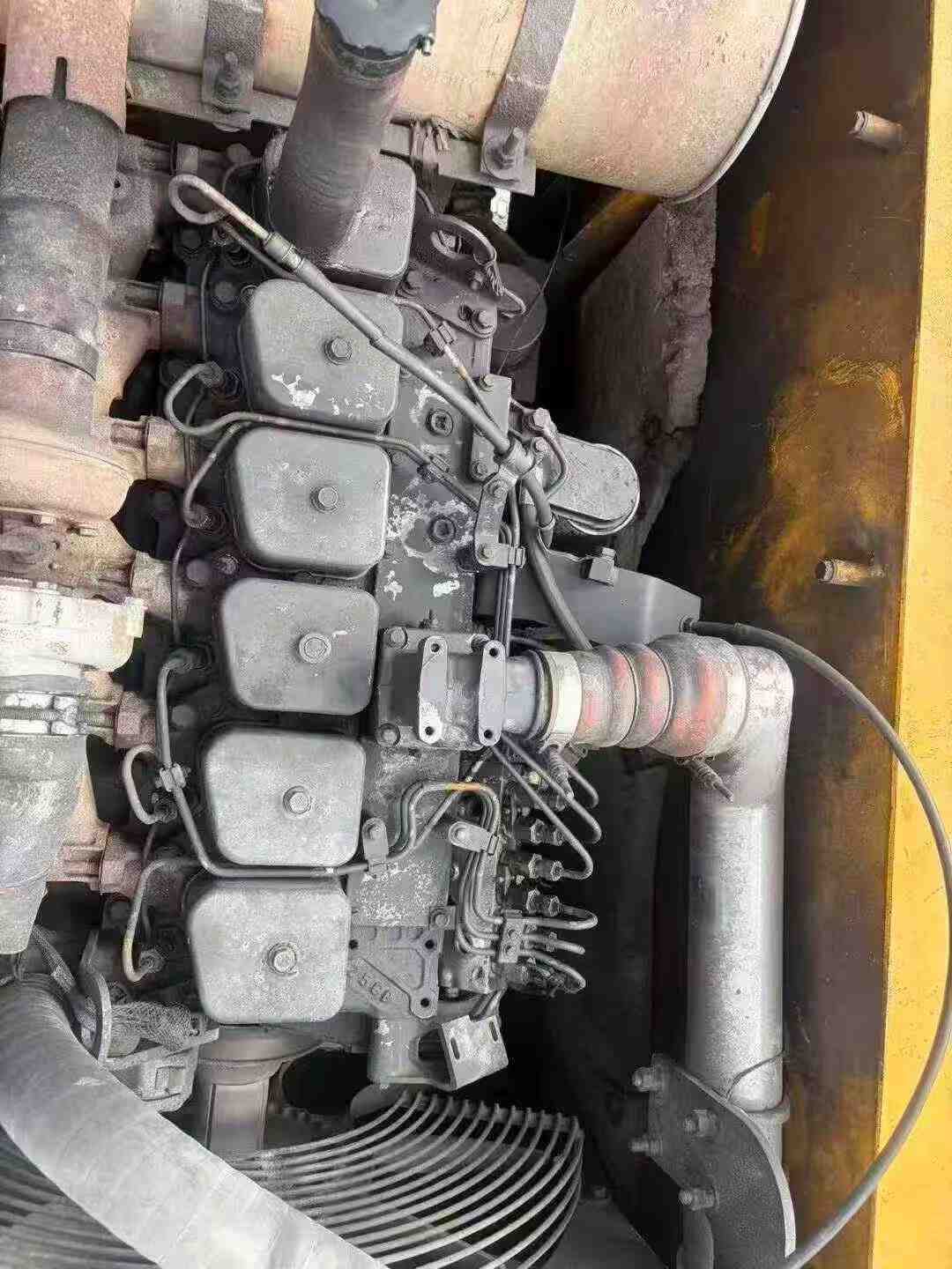 Used Hyundai R225-7 Excavator 2013 Model / 3